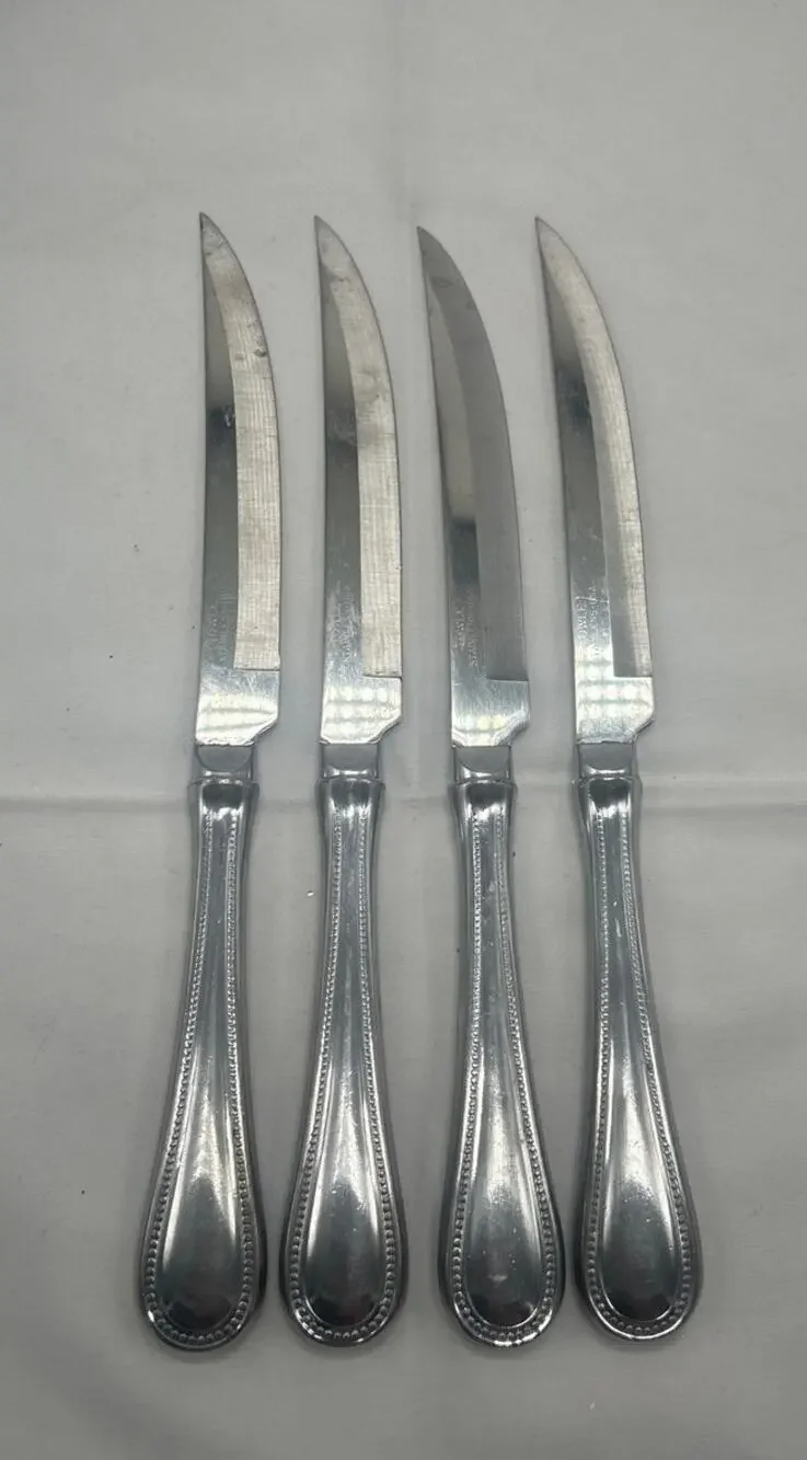 Towle Stainless Steel Steak Knives Set of 4 Dinner Cutlery Flatware Vintage
